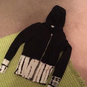 Yogi hooded zip up
